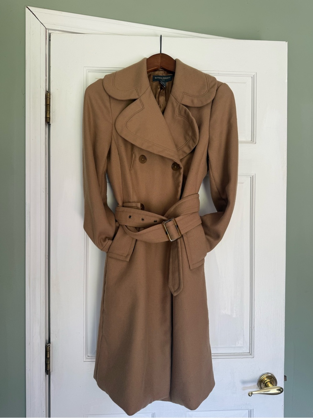 Banana Republic Camel Belted Double-Breasted Long Sleeve Dress Coat.  Warm.